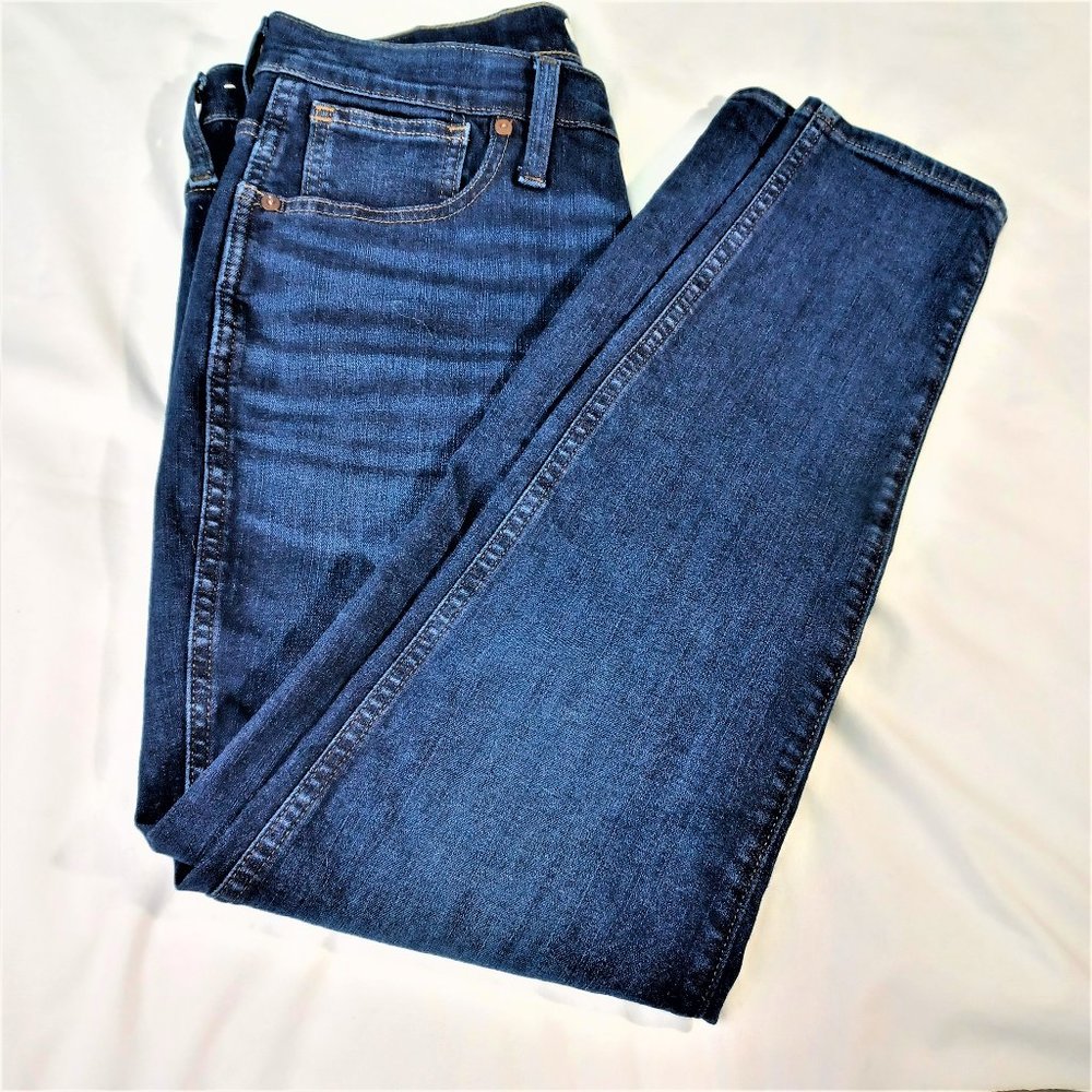 Madewell Women's Skinny Jeans - Dark Blue